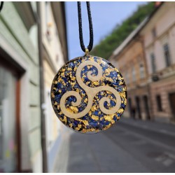 lapis lazuli,črni turmalin, zlato, orgonit, orgonit ogrlica, orgonit nakit, kristal za zaščito, energijski nakit