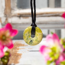 SERPENTINE donut pendant