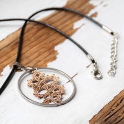 necklace lace