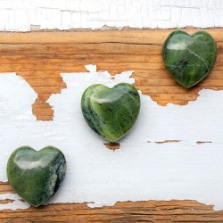 ŽAD NEFRIT srček kristal za pozitivno energijo