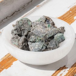 EMERALD natural raw crystal B quality