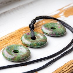 RUBY FUCHSITE necklace circle