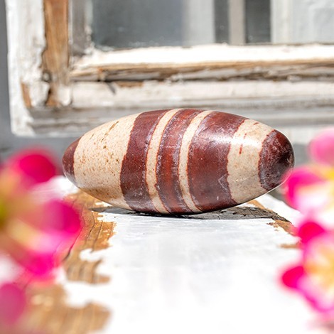SHIVA LINGAM stone 10-13 cm