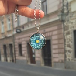 MANDALA NECKLACE green blue